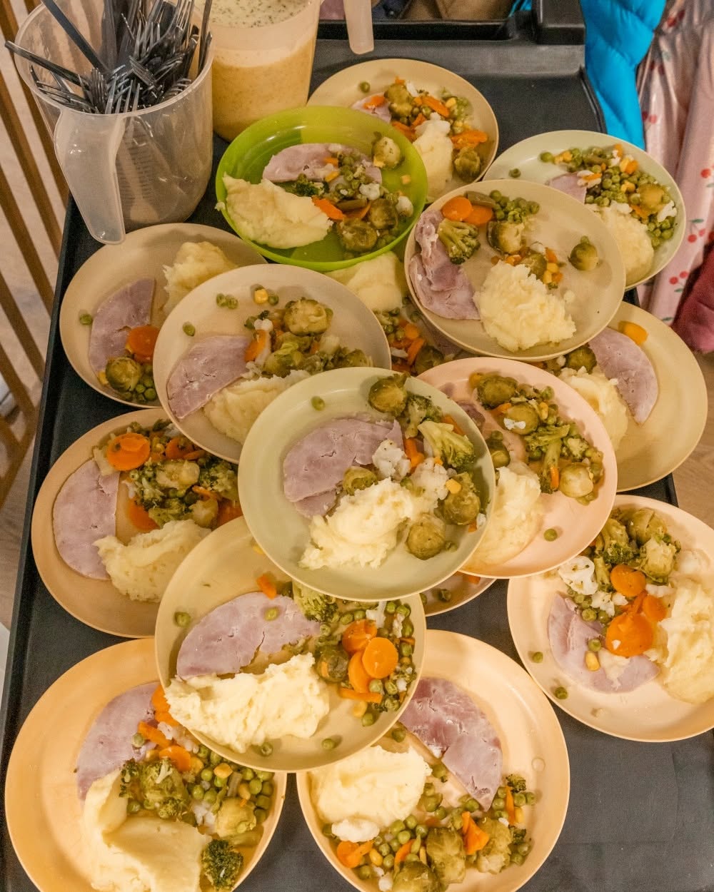 🍽️ Fresh, Home-Cooked Goodness Every Day! 👨‍🍳